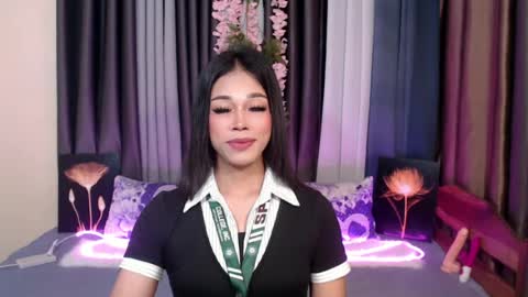 urlovely_jemma online show from August 5, 2026, 9:17 pm