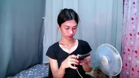 Snapshot of urloverjasmine_xx chatting on May 15, 2026, 10:50 pm urloverjasmine_xx online show from May 15, 2026, 10:50 pm