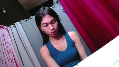 urloverjasmine_xx online show from July 16, 2026, 6:14 pm