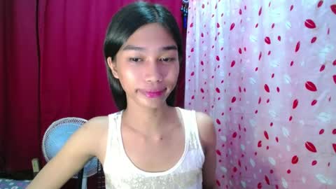 urloverjasmine_xx online show from August 2, 2026, 12:09 am
