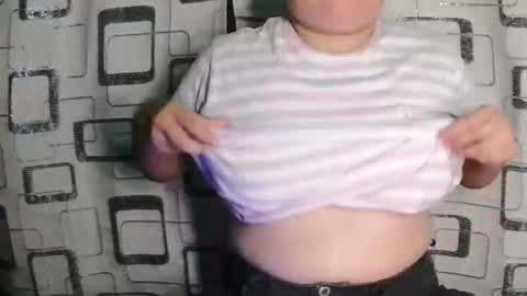 urlvlybby online show from April 26, 2026, 10:24 am