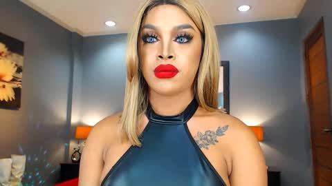 Snapshot of urmajestytyra chatting on February 14, 2025, 6:12 am UrMajestyTyra online show from February 14, 2025, 6:12 am