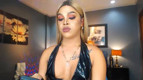 Snapshot of urmajestytyra chatting on March 7, 2025, 4:57 am UrMajestyTyra online show from March 7, 2025, 4:57 am