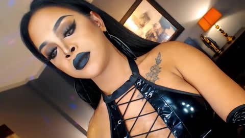 Snapshot of urmajestytyra chatting on October 9, 2025, 2:31 am UrMajestyTyra online show from October 9, 2025, 2:31 am