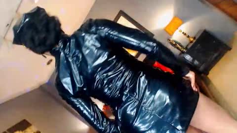 Snapshot of urmajestytyra chatting on November 12, 2025, 12:44 am UrMajestyTyra online show from November 12, 2025, 12:44 am