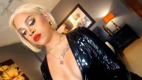 UrMajestyTyra online show from January 15, 2026, 1:21 am