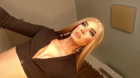 Snapshot of urnauthy_ciliaxxx chatting on February 10, 2025, 11:25 am cecilia online show from February 10, 2025, 11:25 am