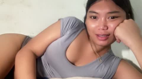 urpinay_sandra69 online show from June 22, 2026, 3:25 am