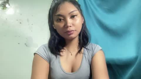 urpinay_sandra69 online show from July 29, 2026, 6:44 am
