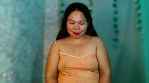 Snapshot of urpinayginaxx chatting on April 21, 2026, 2:34 pm Gina online show from April 21, 2026, 2:34 pm