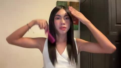 urpretty_mistake online show from June 21, 2026, 11:02 am