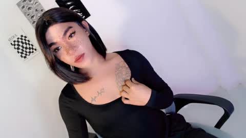 Snapshot of urseductive_mistress chatting on July 25, 2026, 2:03 pm urseductive_mistress online show from July 25, 2026, 2:03 pm