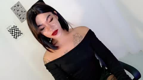 Snapshot of urseductive_mistress chatting on July 26, 2026, 3:41 pm urseductive_mistress online show from July 26, 2026, 3:41 pm