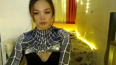 TYRA online show from December 13, 2024, 5:49 am