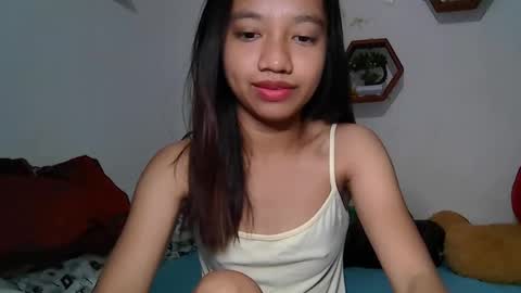 Your LUNA  online show from May 1, 2026, 2:27 am