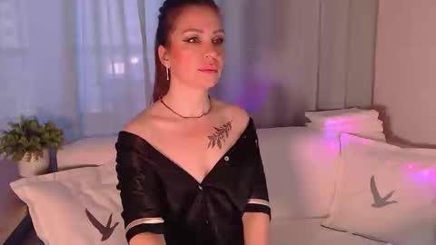 Silvia online show from May 6, 2026, 5:25 am