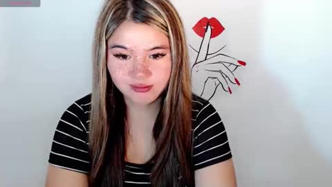 Snapshot of ursweet_ashley chatting on January 5, 2025, 4:04 am online show from January 5, 2025, 4:04 am