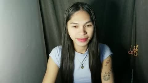 ursweet_zeviixx online show from March 12, 2026, 8:53 am