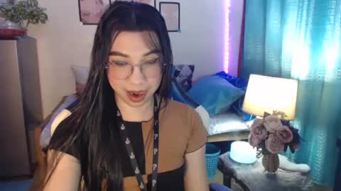 Snapshot of urwetasianprincessxx chatting on December 6, 2024, 11:22 am Ashley Kate Mateo Gray online show from December 6, 2024, 11:22 am