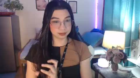 Snapshot of urwetasianprincessxx chatting on December 8, 2024, 9:24 am Ashley Kate Mateo Gray online show from December 8, 2024, 9:24 am