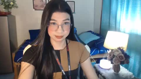 Snapshot of urwetasianprincessxx chatting on January 23, 2025, 9:29 am Ashley Kate Mateo Gray online show from January 23, 2025, 9:29 am