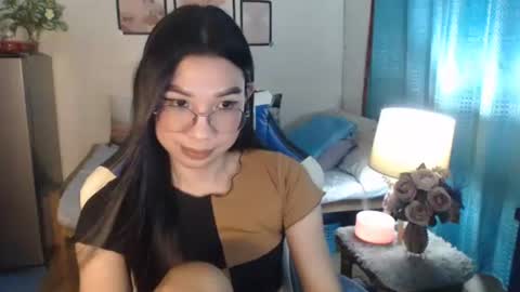 Snapshot of urwetasianprincessxx chatting on March 11, 2025, 3:02 pm Ashley Kate Mateo Gray online show from March 11, 2025, 3:02 pm