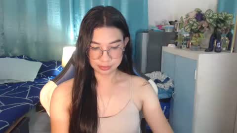 Snapshot of urwetasianprincessxx chatting on October 20, 2025, 12:27 pm Ashley Kate Mateo Gray online show from October 20, 2025, 12:27 pm