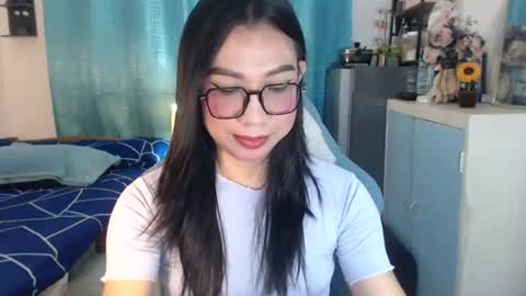Snapshot of urwetasianprincessxx chatting on June 25, 2026, 9:25 am Ashley Kate Mateo Gray online show from June 25, 2026, 9:25 am