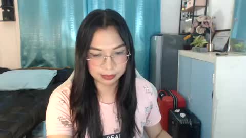 Snapshot of urwetasianprincessxx chatting on July 28, 2026, 7:15 am Ashley Kate Mateo Gray online show from July 28, 2026, 7:15 am