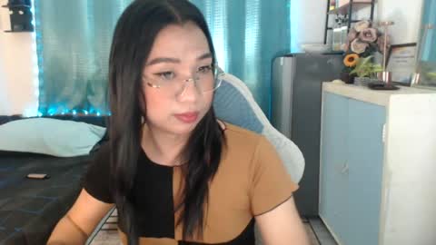 Snapshot of urwetasianprincessxx chatting on August 4, 2026, 8:39 am Ashley Kate Mateo Gray online show from August 4, 2026, 8:39 am