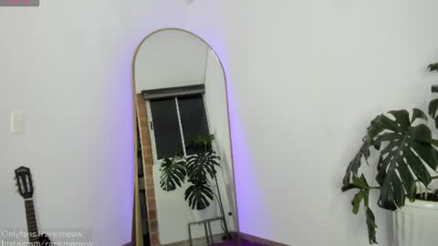 Snapshot of uryko_yor chatting on June 14, 2026, 2:20 am online show from June 14, 2026, 2:20 am