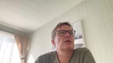 Snapshot of usablemale chatting on January 2, 2025, 9:50 pm P online show from January 2, 2025, 9:50 pm