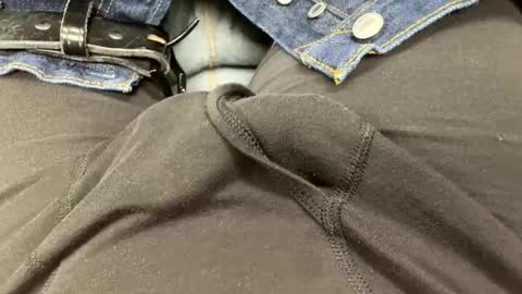 Snapshot of usabound chatting on November 12, 2025, 5:24 pm usabound online show from November 12, 2025, 5:24 pm