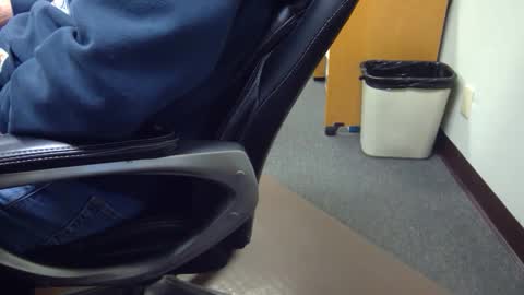 useemie online show from January 6, 2026, 10:34 pm