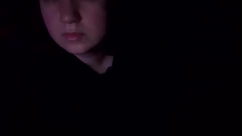 Snapshot of usefulhole chatting on November 13, 2025, 11:03 pm usefulhole online show from November 13, 2025, 11:03 pm