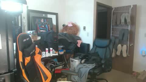 Snapshot of usgoober chatting on May 14, 2026, 12:12 pm Eric online show from May 14, 2026, 12:12 pm
