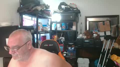 Snapshot of usgoober chatting on May 25, 2026, 11:38 am Eric online show from May 25, 2026, 11:38 am