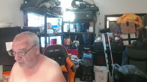 Snapshot of usgoober chatting on May 28, 2026, 12:02 pm Eric online show from May 28, 2026, 12:02 pm
