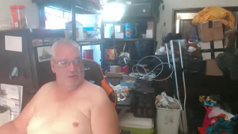 Snapshot of usgoober chatting on June 2, 2026, 11:45 am Eric online show from June 2, 2026, 11:45 am