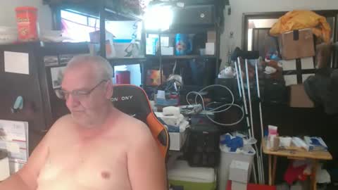 Snapshot of usgoober chatting on June 3, 2026, 11:35 am Eric online show from June 3, 2026, 11:35 am
