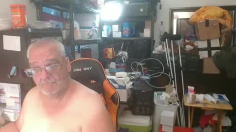 Snapshot of usgoober chatting on June 4, 2026, 1:55 am Eric online show from June 4, 2026, 1:55 am