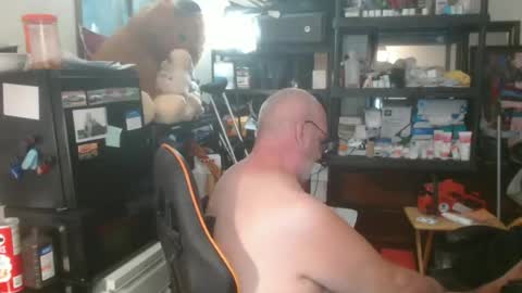 Snapshot of usgoober chatting on June 17, 2026, 11:45 am Eric online show from June 17, 2026, 11:45 am