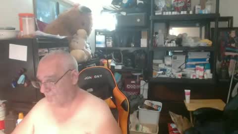 Snapshot of usgoober chatting on June 21, 2026, 2:03 am Eric online show from June 21, 2026, 2:03 am