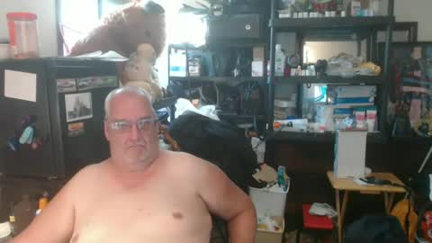 Snapshot of usgoober chatting on June 24, 2026, 1:15 am Eric online show from June 24, 2026, 1:15 am