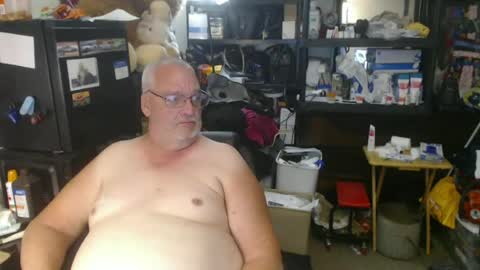 Snapshot of usgoober chatting on June 27, 2026, 2:16 am Eric online show from June 27, 2026, 2:16 am