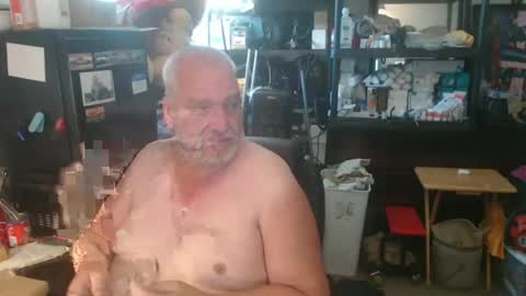 Snapshot of usgoober chatting on June 30, 2026, 1:12 pm Eric online show from June 30, 2026, 1:12 pm