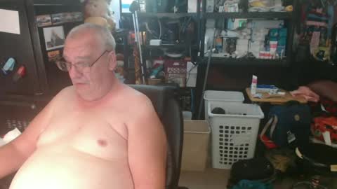Snapshot of usgoober chatting on July 3, 2026, 12:00 pm Eric online show from July 3, 2026, 12:00 pm