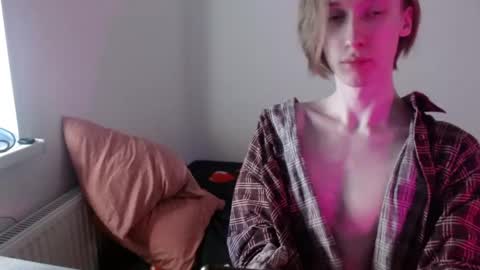 Snapshot of usuck364662 chatting on February 22, 2025, 3:56 am Excuse me online show from February 22, 2025, 3:56 am