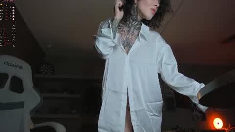 Eva online show from June 26, 2026, 9:41 pm