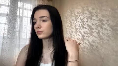 Lisi online show from March 7, 2026, 10:56 am